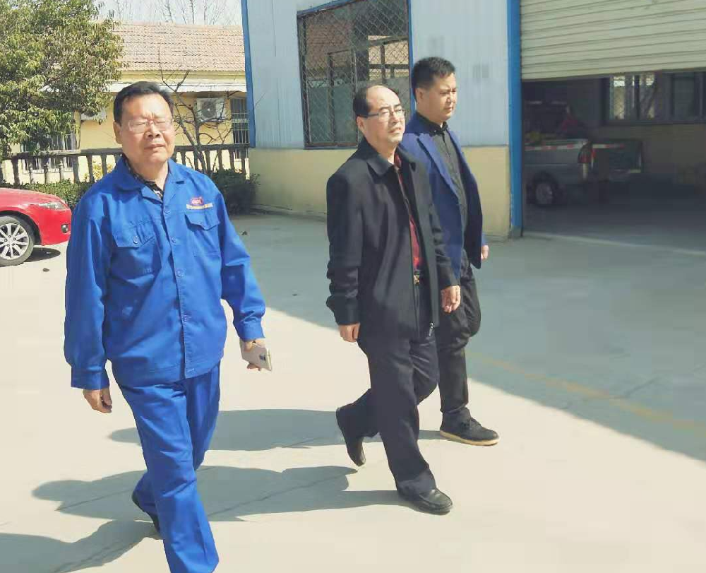 3月17日北京中煤昊达煤泡装备有限公司总经理刘润杨一行到公司参观、考察。